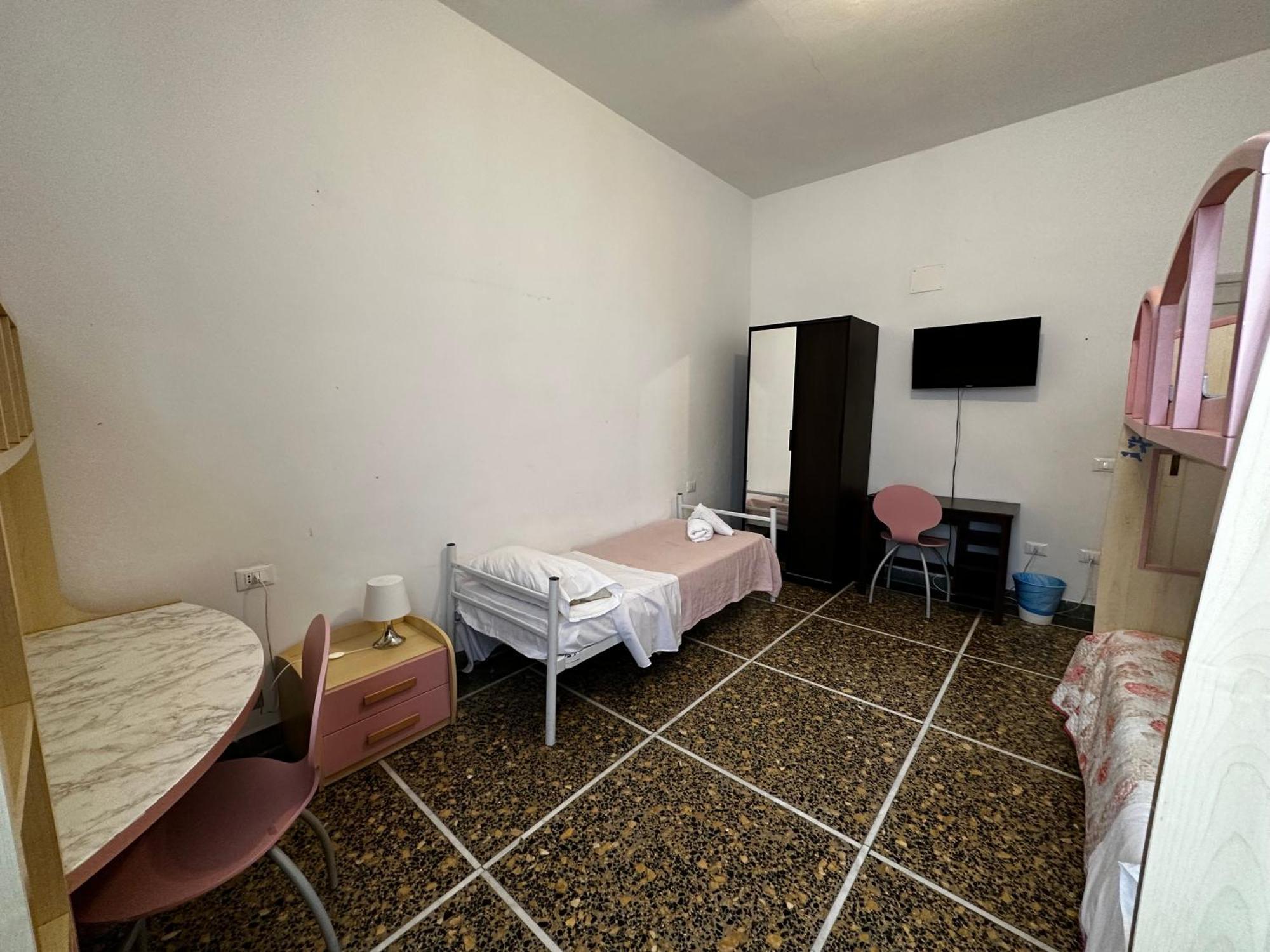 Holiday Pisa Gare 2 Dış mekan fotoğraf
