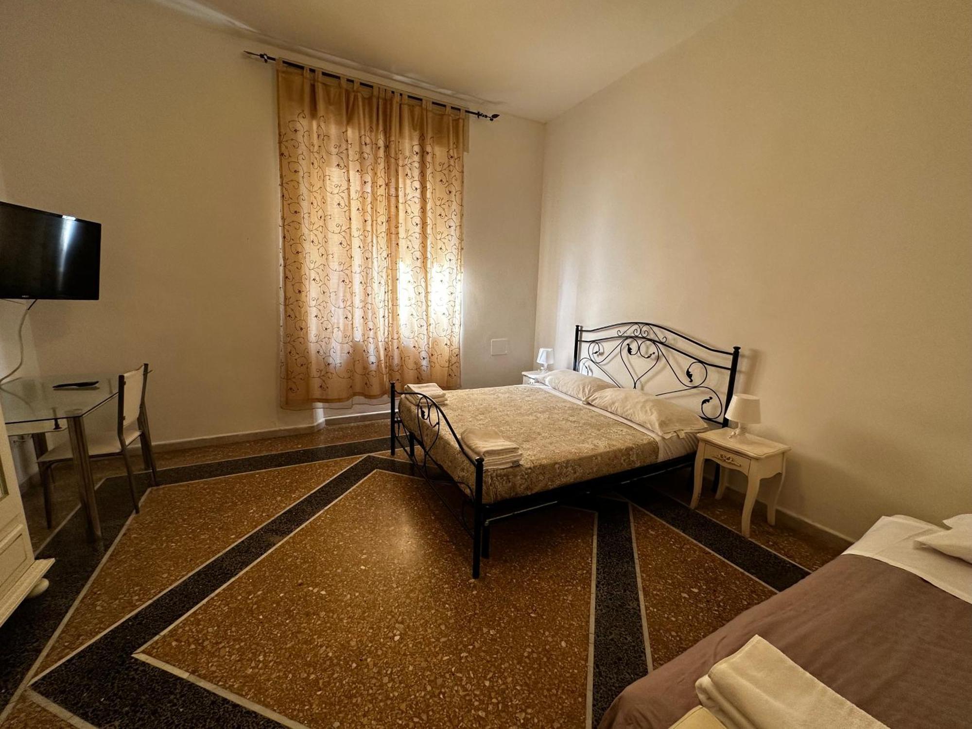 Holiday Pisa Gare 2 Dış mekan fotoğraf